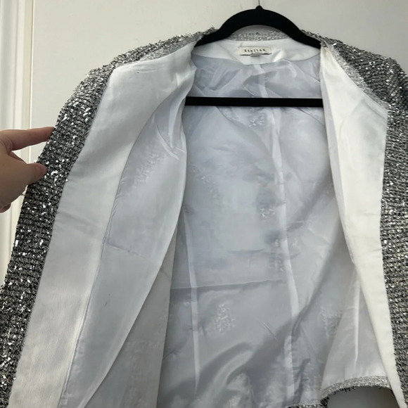 Women's Metallic Stellah Silver Textured Crop Jacket Size Large - Picture 4 of 8